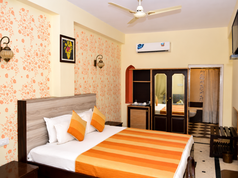Deluxe Room — Garden View
